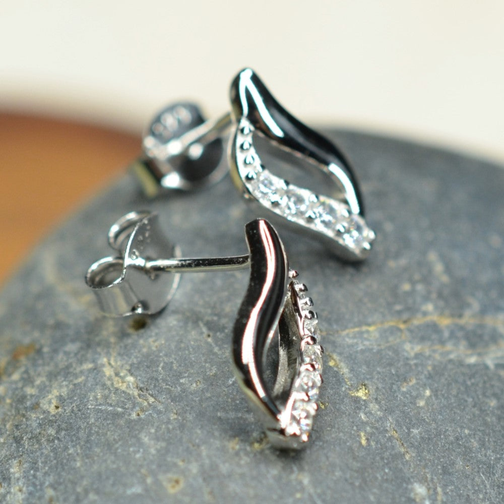 925 Sterling Silver Stud Earrings Platinum Plated Leaf Motif Cubic Zirconia